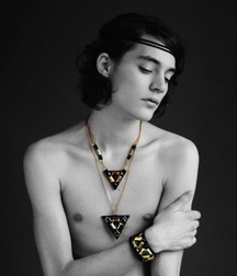  Bluelines Twink Tube 630 5ec7d2a3b051d.jpg