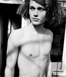  Bluelines Twink Tube 630 5ec7d2bbeb06e.jpg