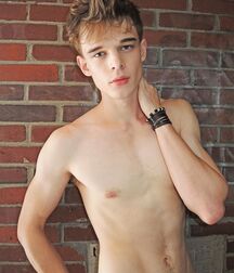  Bluelines Twink Tube 631 5ec7d31a0f54d.jpg
