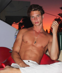  Bluelines Twink Tube 633 5ec7d484ef553.png