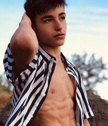  Bluelines Twink Tube 634 5ec7d4fcc21e5.jpg