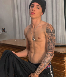 Bluelines Twink Tube 640 5ec9423f845c3.png