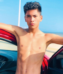 Bluelines Twink Tube 640 5ec94271ccd2e.jpg