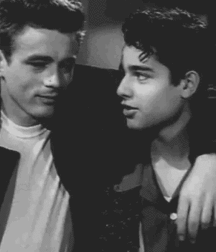  Bluelines Twink Tube 649 5ecbf7f4d5ff9.gif