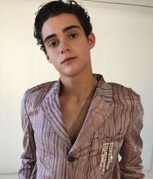  Bluelines Twink Tube 659 5ecdf09d923be.jpg