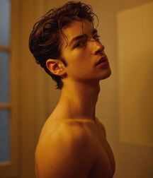  Bluelines Twink Tube 661 5ecdf0c29934e.jpg