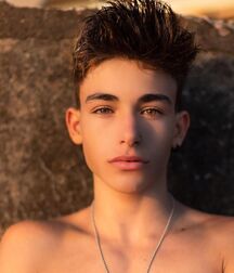  Bluelines Twink Tube 662