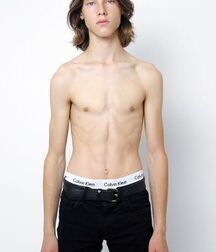 Bluelines Twink Tube 668 5ed08baf98fab.jpg
