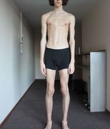  Bluelines Twink Tube 674 5ed1341572d3d.jpg