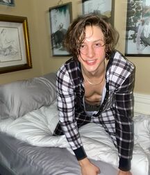 Bluelines Twink Tube 676 5ed29e3d693aa.jpg