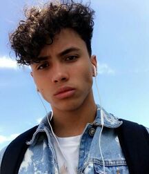 Bluelines Twink Tube 679 5ed29f3e9c743.jpg