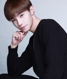 Bluelines Twink Tube 679 5ed29f59a7473.jpg