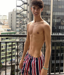 Bluelines Twink Tube 682 5ed3eddf40d55.jpg