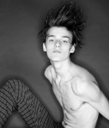 Bluelines Twink Tube 683 5ed3ee55d9e73.jpg