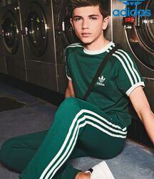  Bluelines Twink Tube 685 5ed539486cd9f.jpg