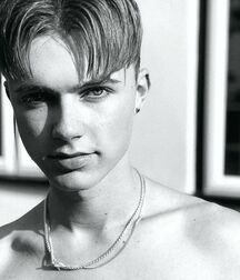  Bluelines Twink Tube 685 5ed5399809ad4.jpg