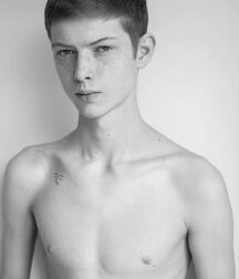  Bluelines Twink Tube 687 5ed53afd85191.jpg