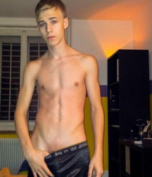 Bluelines Twink Tube 692 5ed678b5384ae.png