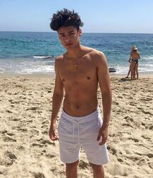  Bluelines Twink Tube 696 Gay Cute 5ed6eb38d9602.jpg