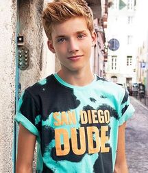 Bluelines 744 Twink Porn 5ee266ae14a2a.jpg