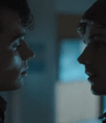 Miles Heizer Kissing Boys Porn  5f1715d4a1bd8.gif
