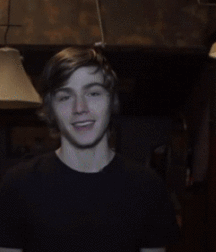 Miles Heizer Kissing Boys Porn  5f1715efbe323.gif