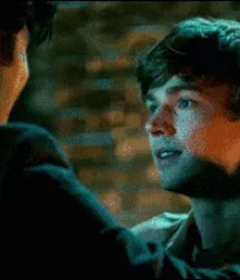 Miles Heizer Kissing Boys Porn  5f1715f447269.gif