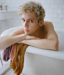 Beautiful Men Cute Porn 1 5f2d6f658f5e3.jpg