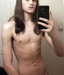 Cute Long Haired Boy Porn 5f58f4a86a90e.jpg