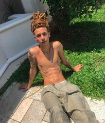 Hot Boys 18 sexy and cute Gay Tube mix selfies 5f6e1024296b4.jpg