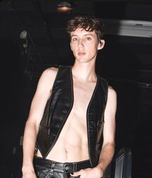 Hot Boys 42 So Lovely Gay Tube 5f8af1455a7e0.jpg