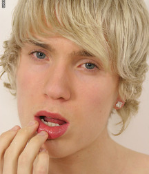 Desirable Eowyn Ward Blond Trick Boy Porn 5f8f0b80ddefe.jpg