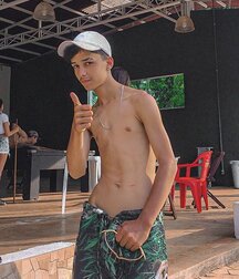 Hot 46 Desire Boys Gay Tube 5f9989489f95a.jpg