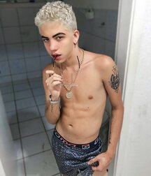 Hot 46 Desire Boys Gay Tube 5f998958bc214.jpg