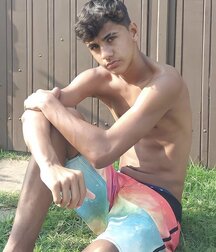 Hot 46 Desire Boys Gay Tube 5f99895a678b3.jpg