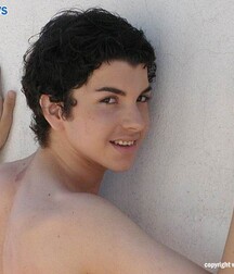 Hernan Cute Curly Haired Boy Gay Tube 5fa6ca64d1d42.jpg