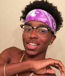 Bluelines Gay Tube 1140 Cute Boys  5fc3d8f12ebf6.jpg