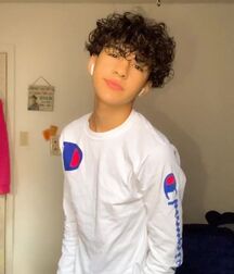 Bluelines Gay Tube 1140 Cute Boys  5fc3d8f74e2ed.jpg