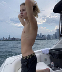 Bluelines 1172 Selfie Boys Gay Tube 5fe762b3f40f8.jpg