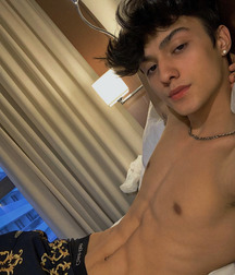 Bluelines 1172 Selfie Boys Gay Tube 5fe7631cae6b7.jpg