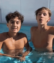 Fabian Hot Insta Boy Gay Tube 5fe8bd349e52f.gif
