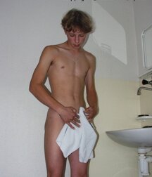 Brandon Young and Older Teen Porn 5ff0be8a07c35.jpg