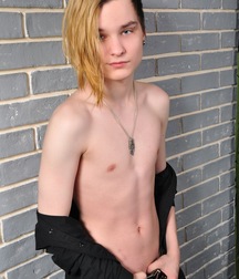 Caleb Blond Twink Porn 60216cc91fa79.jpg