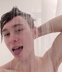 Twinks On Line 1 Tube Porn Images 603bc3179410c.jpg