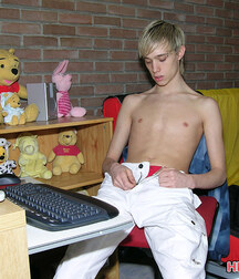 Handsome Boy Porn Gay Tube 604a3cd3d87ea.jpg