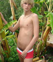 Porn Boy Gay Tube  604e2dca772f9.jpg