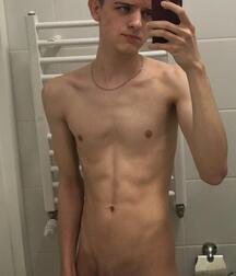 Twittering Boys 3 Click Bait Gay Porn  6088cdb8c22e8.jpg