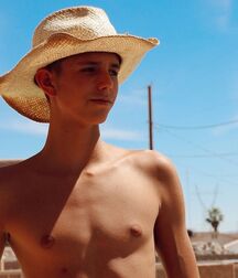 Hot Boys Handsome Gay Porn 60ed91ef4ff61.jpg