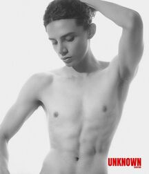 Esteban Male Beauty Twink Tube 6141883862bed.jpg