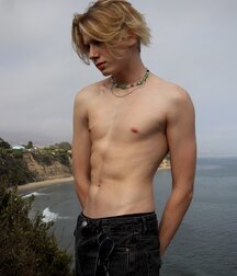 Twinks Online Gay Twink Porn 614ad2191f62a.jpg
